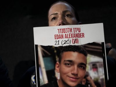 Padre del último rehén estadunidense en Gaza espera que Trump logre traer de vuelta a su hijo