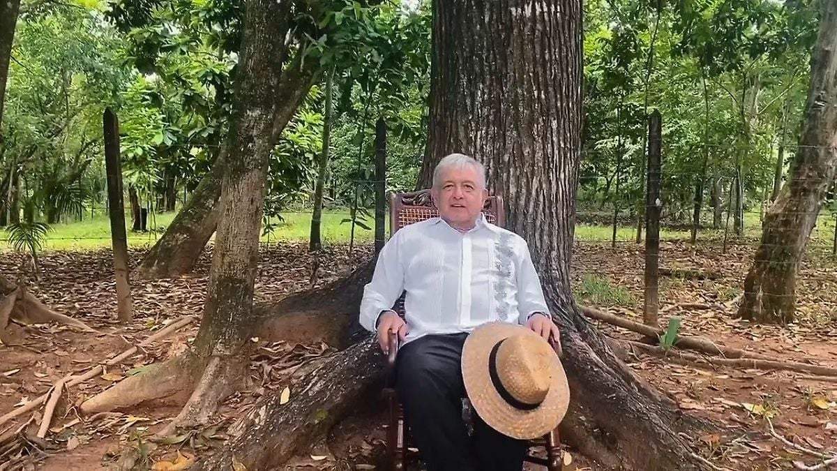 López Obrador en su finca