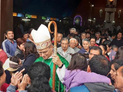 El cardenal que dedicó su carrera a servir en Perú