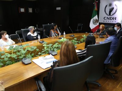 Familiares de desaparecidos presentan queja contra CEAV en CNDH
