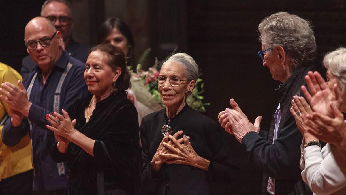 Homenaje a Gladiola Orozco