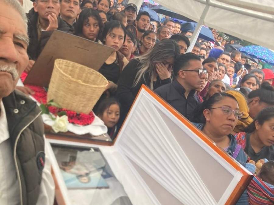 Funeral del padre Marcelo en Chiapas