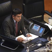 Senador de Morena propone prohibir reguetón con contenido misógino… a través de ley inexistente
