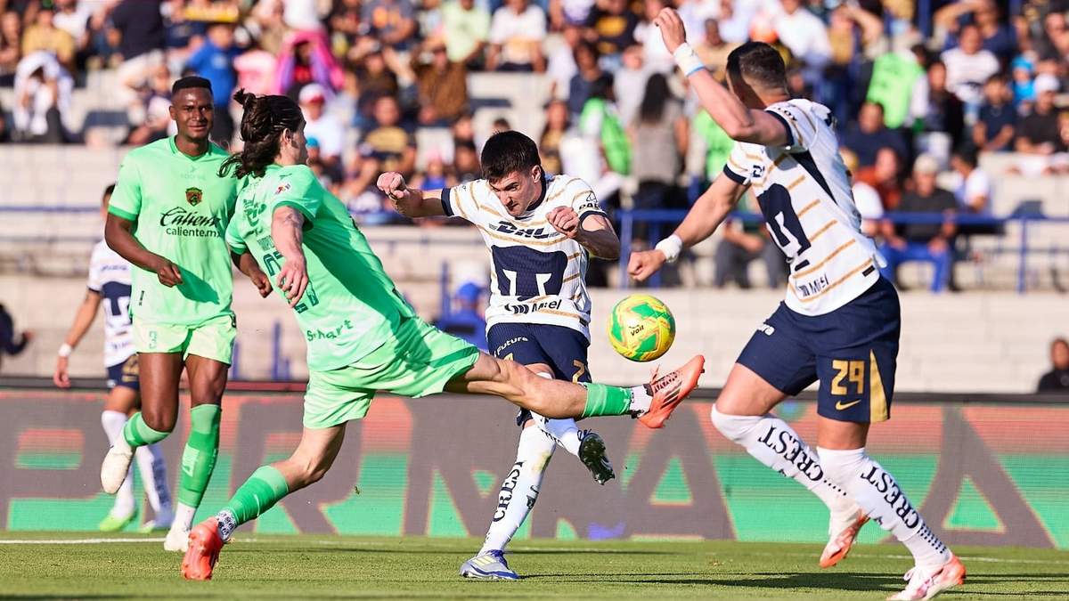 Duelo entre Pumas y Juárez