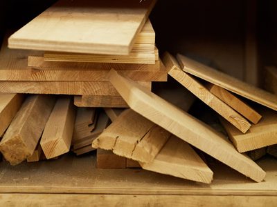 Si tenés dos retazos de madera, no los tires: creá esta repisa que parece sacada de una tienda deco