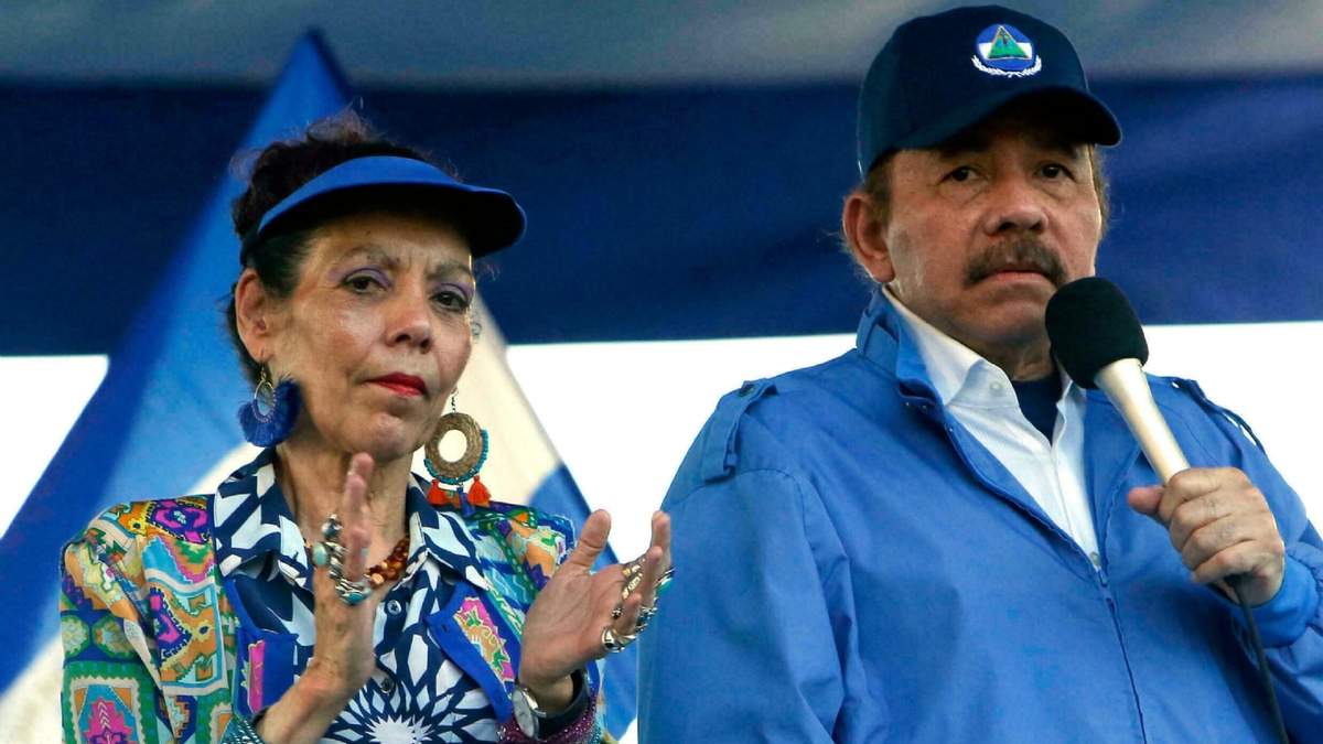 Rosario Murillo y Daniel Ortega, la vicepresidenta y el presidente de Nicaragua. Fuente: (Twitter)