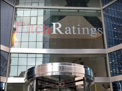 S&P y Fitch rebajan la nota de otro banco a la categoría de “bono basura"