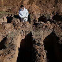 Alarmante: en Salta ya cavan fosas comunes a la espera del pico del coronavirus