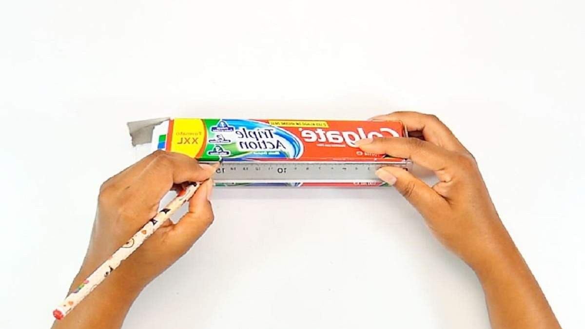 Cajas de pasta dental. Fuente: (Ecobrisa Manualidades)