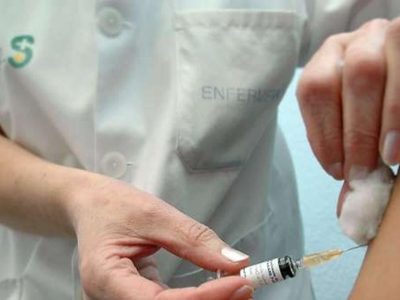 Se suma una segunda dosis de la vacuna contra la varicela