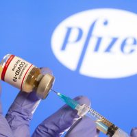 La vacuna de Pfizer llegará a la Argentina, pero solo para un selecto grupo