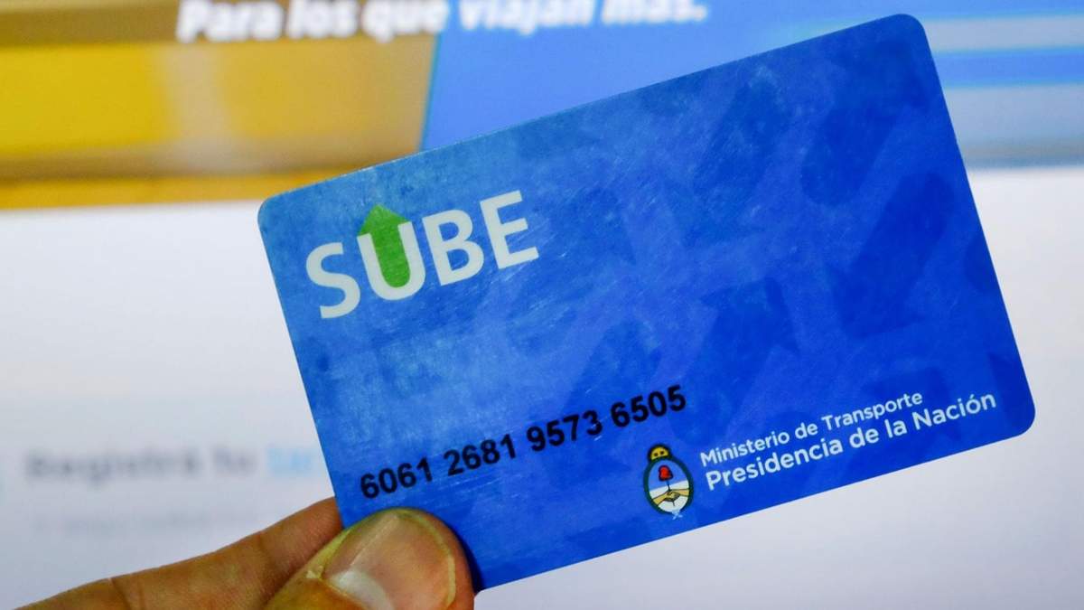 La SUBE es necesaria para acceder al sistema de transporte. Fuente: (Twitter)