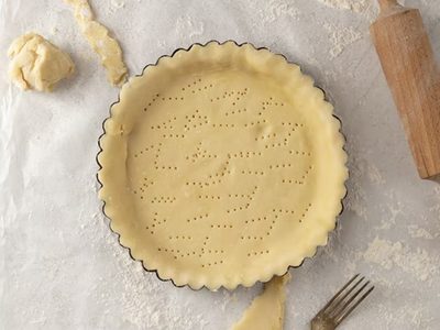 Masa de tarta casera con 2 ingredientes y sin gluten: vas a delirar con esta receta que se hace en 3 minutos