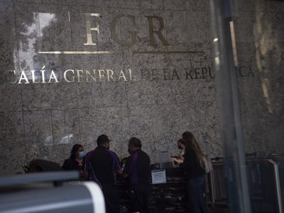Vinculan por ultrajes a la moral a jefe de prensa de Apodaca