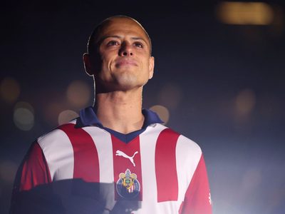 Chivas derrota a Pumas en el regreso de Javier “Chicharito” Hernández