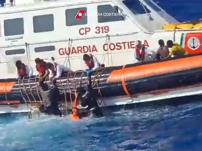 Al menos 41 migrantes murieron en un naufragio en Lampedusa