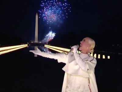 Katy Perry enamoró al mundo entero con su look para "Celebrating América"