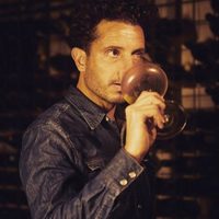 Sommelier de fama internacional hace delivery de vinos de alta gama