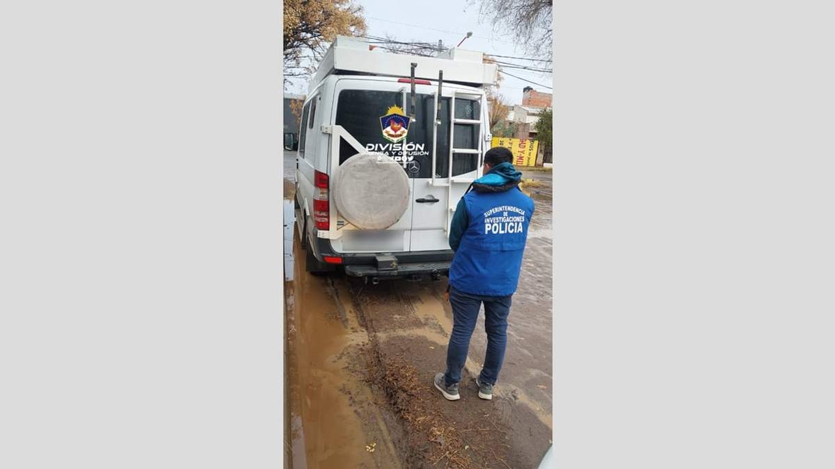 El motorhome fue encontrado en Cipolletti. Fuente: (Policía de Neuquén)