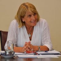 "Nuestras provincias sufrirán": Alma Sapag pidió un precio sostén para el barril de petróleo