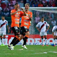 Derrotas de Chivas y Toluca; León es último