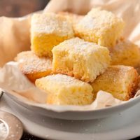 Brownies de coco: la receta con pocos ingredientes perfecta para una tarde fría y matera