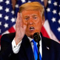 “Nunca he visto a nadie doblarse así”: Trump al gobierno de AMLO por el programa Quédate en México