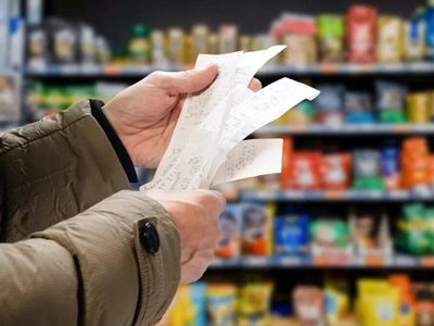 Mejoró el consumo durante marzo, pero el índice sigue en caída libre desde hace meses
