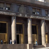 Economía licitará dos nuevas Letras del Tesoro a tasa Badlar