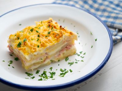 Pastel de papas, jamón y queso: una receta fácil y tentadora para esos días en que no sabés qué cocinar
