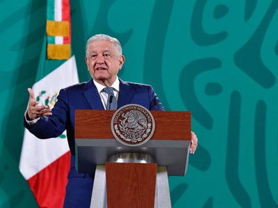 Reforma energética no es expropiatoria, es para mantener un equilibrio: AMLO