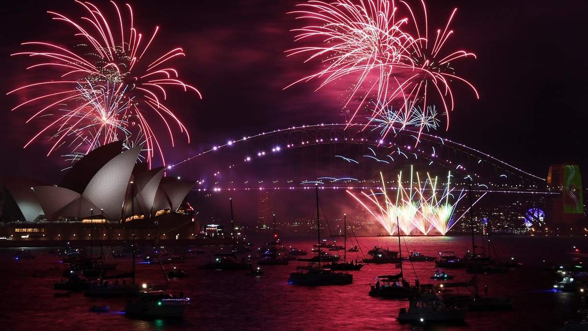 Fuegos artificiales sobre la Ópera de Sydney