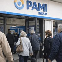 En medio de reclamos, el PAMI aseguró que está al día y descartó una crisis estructural