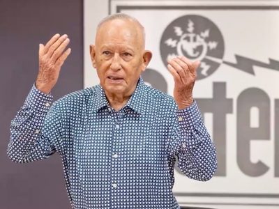 A sus 90 años, Víctor Fuentes del Villar será líder del SUTERM hasta 2031
