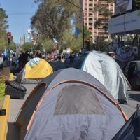 Provincia esperó que las organizaciones sociales corten el centro para realizar los pagos