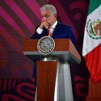 El INE ordena a AMLO bajar cinco mañaneras más por intromisión en proceso electoral