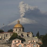 Cómo un líder espiritual mexicano le rinde culto al Popocatépetl