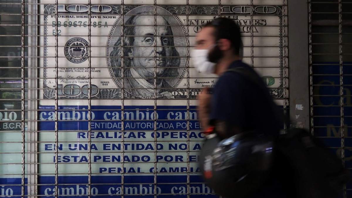 Dólar. Fuente: (Twitter)