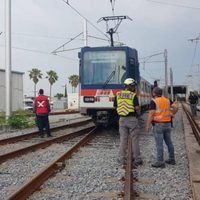 Descarrila vagón del metro de NL, desalojan a pasajeros y no reportan heridos