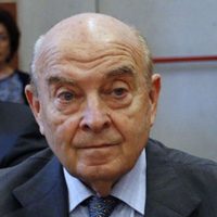 Polémica propuesta de Cavallo: pretende que se eliminen los controles sobre el dólar