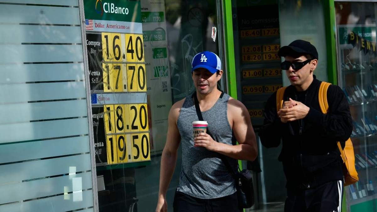 Cotización del peso este martes en Paseo de la Reforma