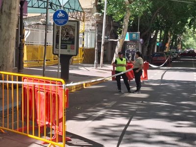 Comenzó la restricción de estacionamiento cerca de la Legislatura