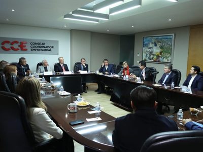 Empresarios advierten sobre propuesta de AMLO de desaparecer órganos autónomos