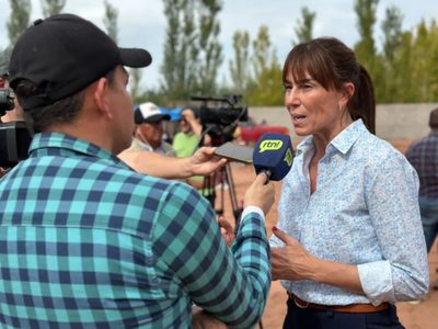 Julieta Corroza destacó el trabajo territorial: "No tomamos decisiones desde un escritorio en Neuquén Capital"