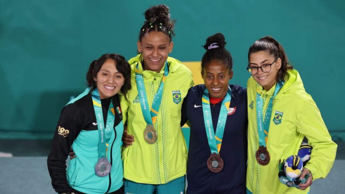 Judo mexicano se estrena en Santiago 2023 con dos platas y un bronce
