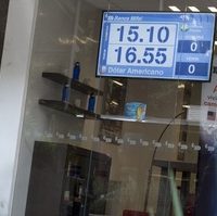 El súper peso registra su mejor semana frente al dólar desde 2015; a esto se debe la apreciación