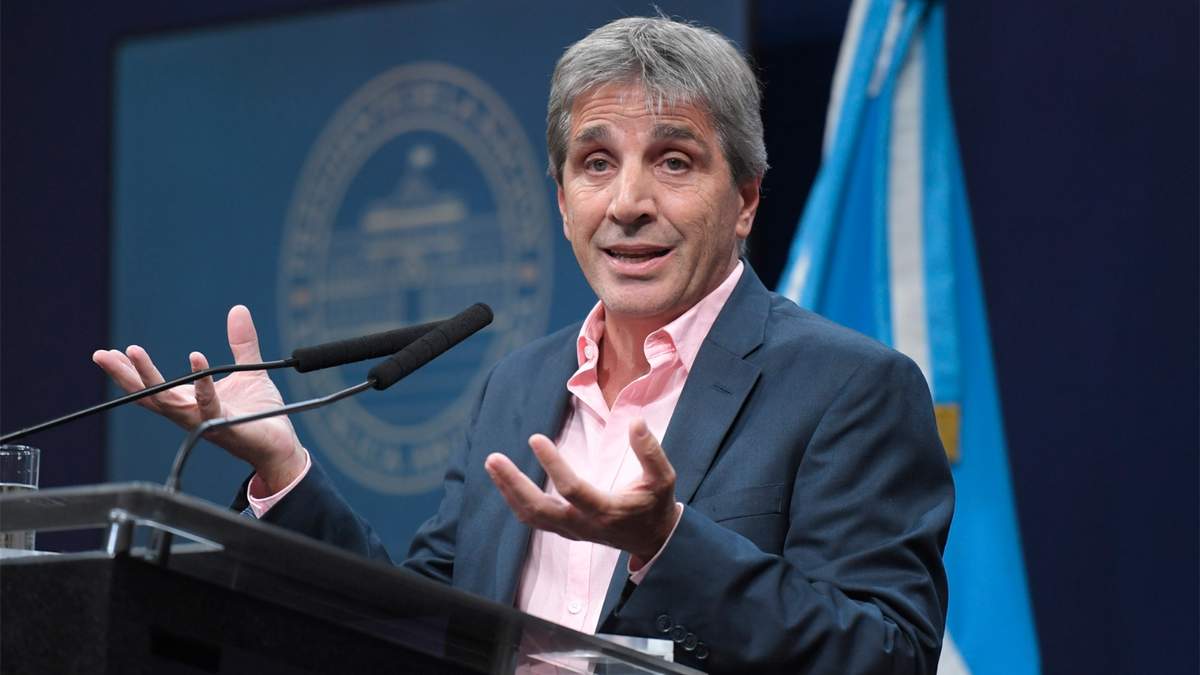 Luis Caputo defendió el plan económico del Gobierno. Fuente: (Twitter)