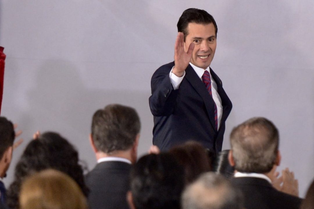 Peña  Nieto. Distractor. Foto Germán Canseco