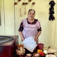Desde su casa en Michoacán, doña Angela supera con su canal a Gordon Ramsay y Martha Stewart