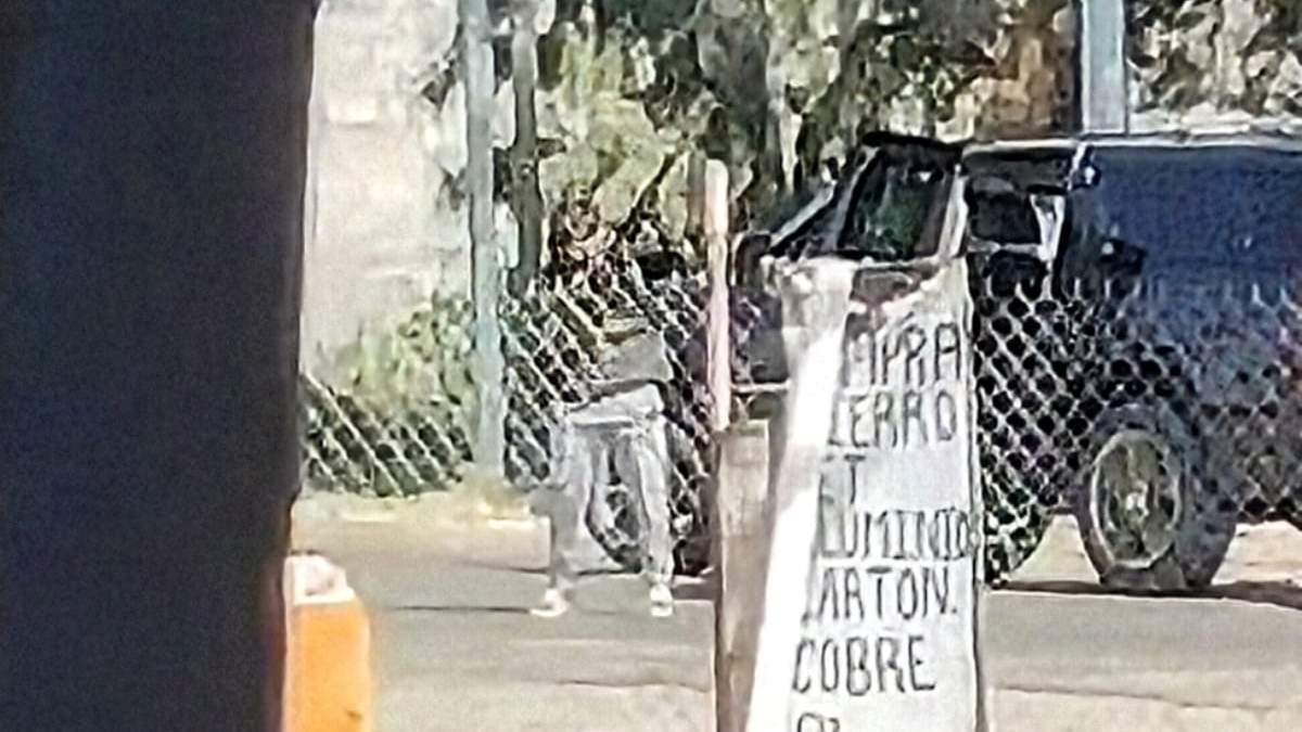Hombres armados disparan al aire